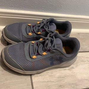 Under armour women size 8.5 toccoa